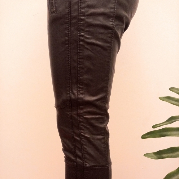 Blank NYC vegan leather pants size 27 - Picture 8 of 9